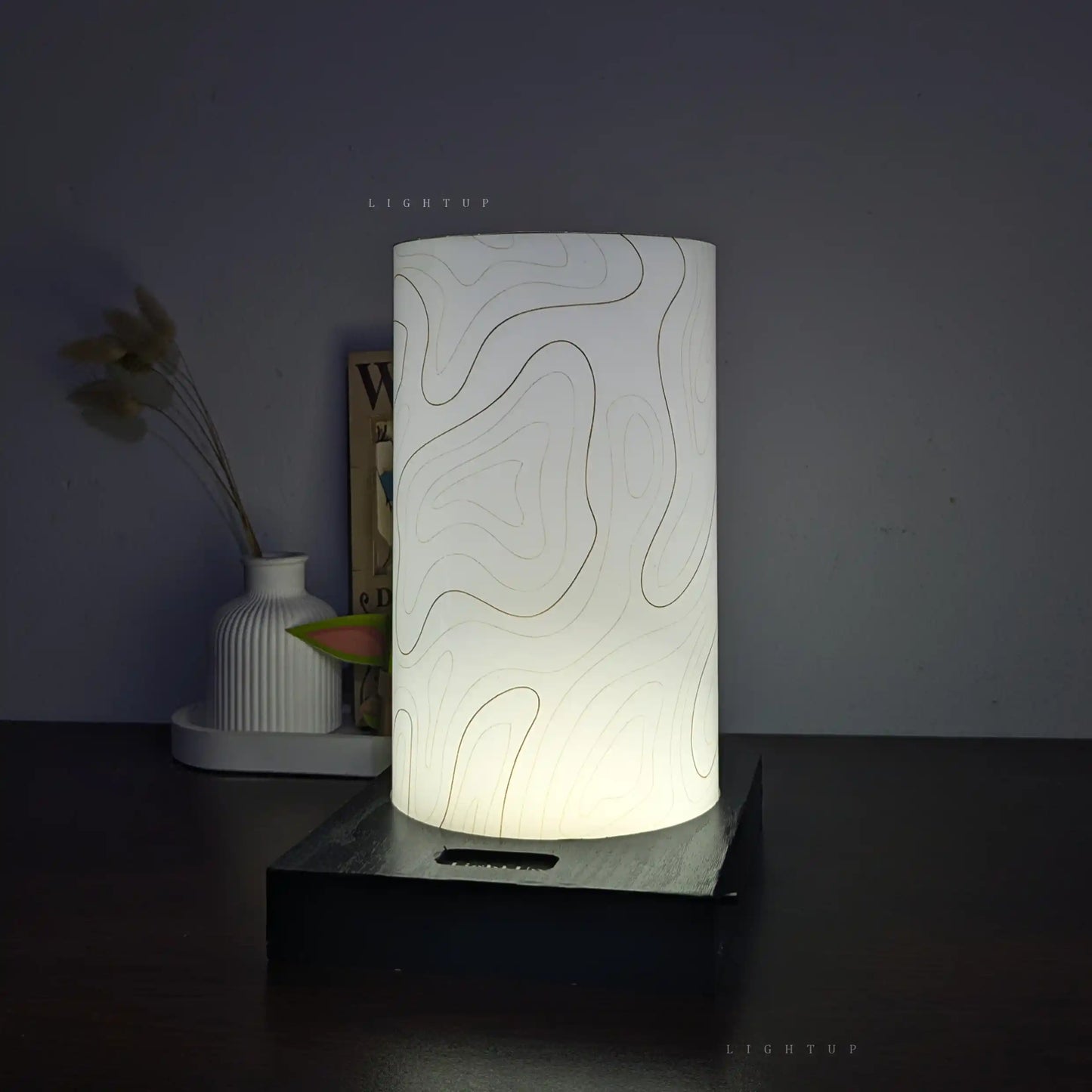 Minimal groovy Lamp shade| Cylinder