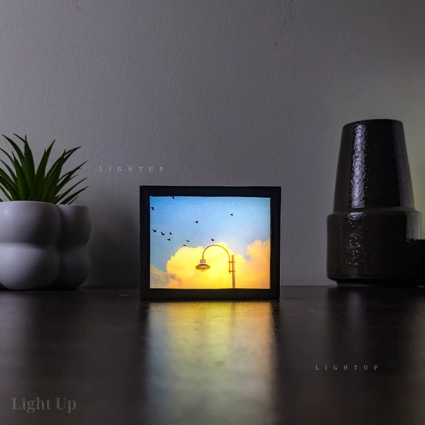 Street Lamp Display Mini (One lightbox + 2 picture film combo)